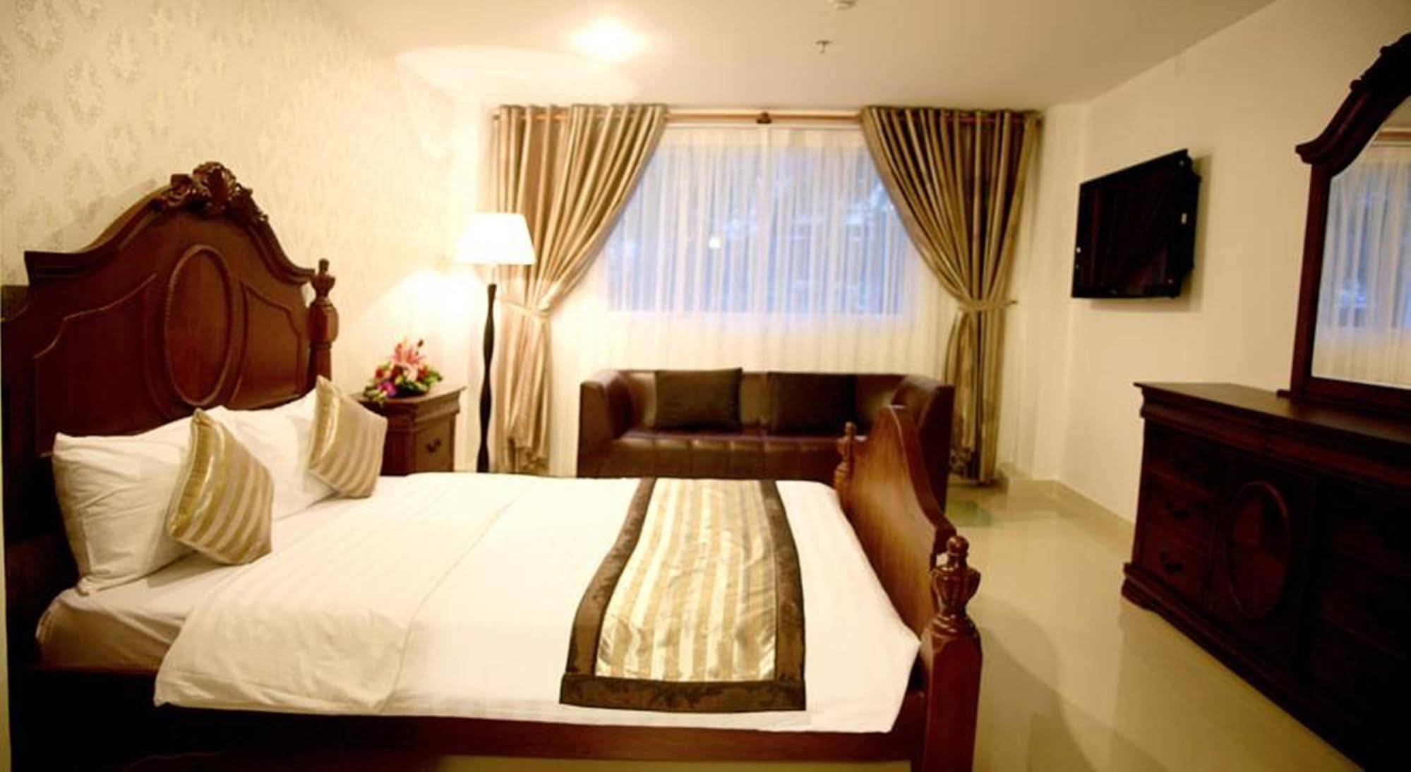 New Sunny Hotel Хошимин Экстерьер фото